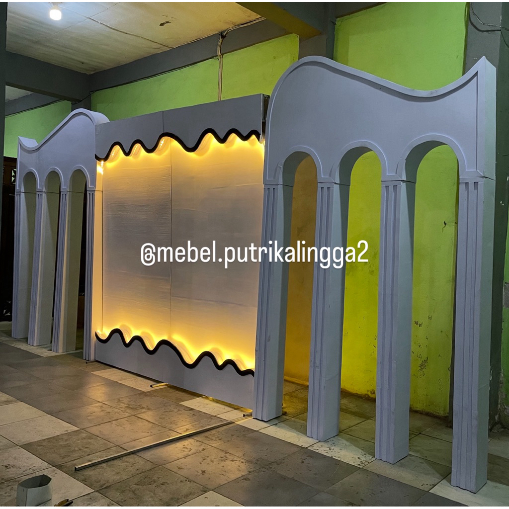 gebyok dekorasi/dekor pelaminan/dekorasi manten/dekor manten/dekor backdrop/kursi pelaminan