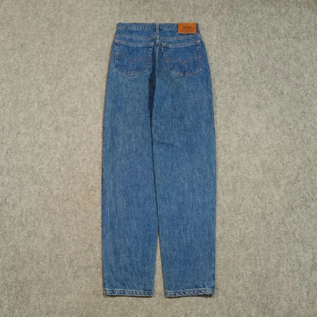 Celana jeans panjang pria LEVISHTH size 28 second