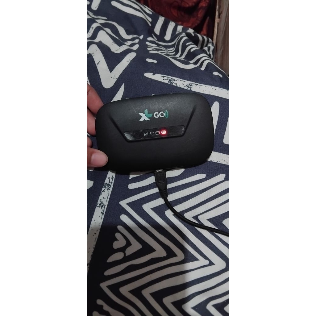 modem mifi XL Go Hkm
