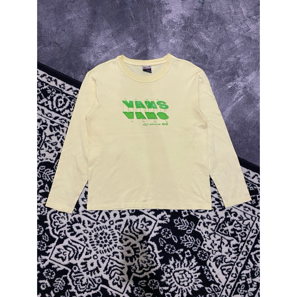 longsleeve pans second