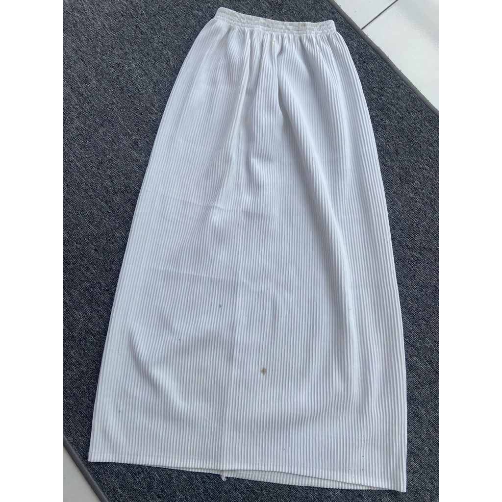 PRELOVED Rok span garis