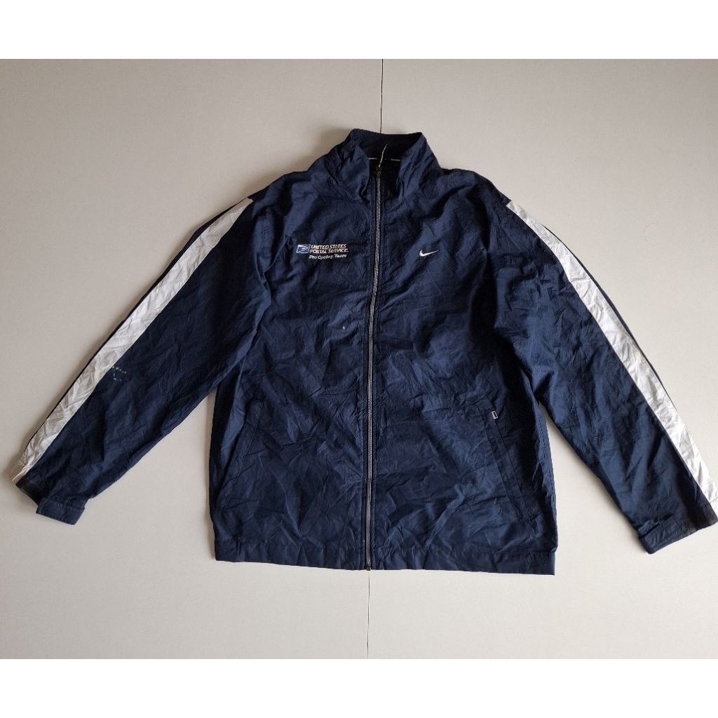 jaket vintage Windbreaker nike list putih