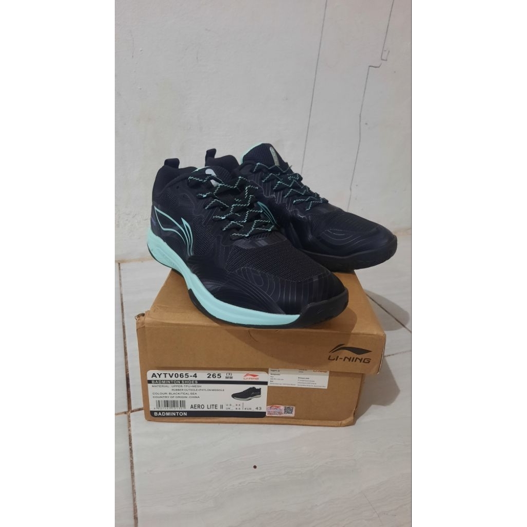 Sepatu Lining Aero Lite II Black Teal Uk. 43