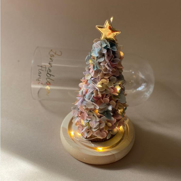 Zonnebloem Florist [Same Day Delivery] - Pohon Natal Mini Christmas Decoration Preserved Flower Kado