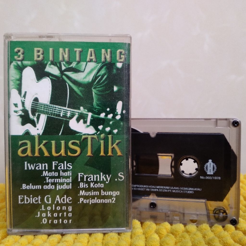 KASET PITA KOMPILASI 3 BINTANG AKUSTIK IWAN FALS EBIET G ADE FRANKY SAHILATUA