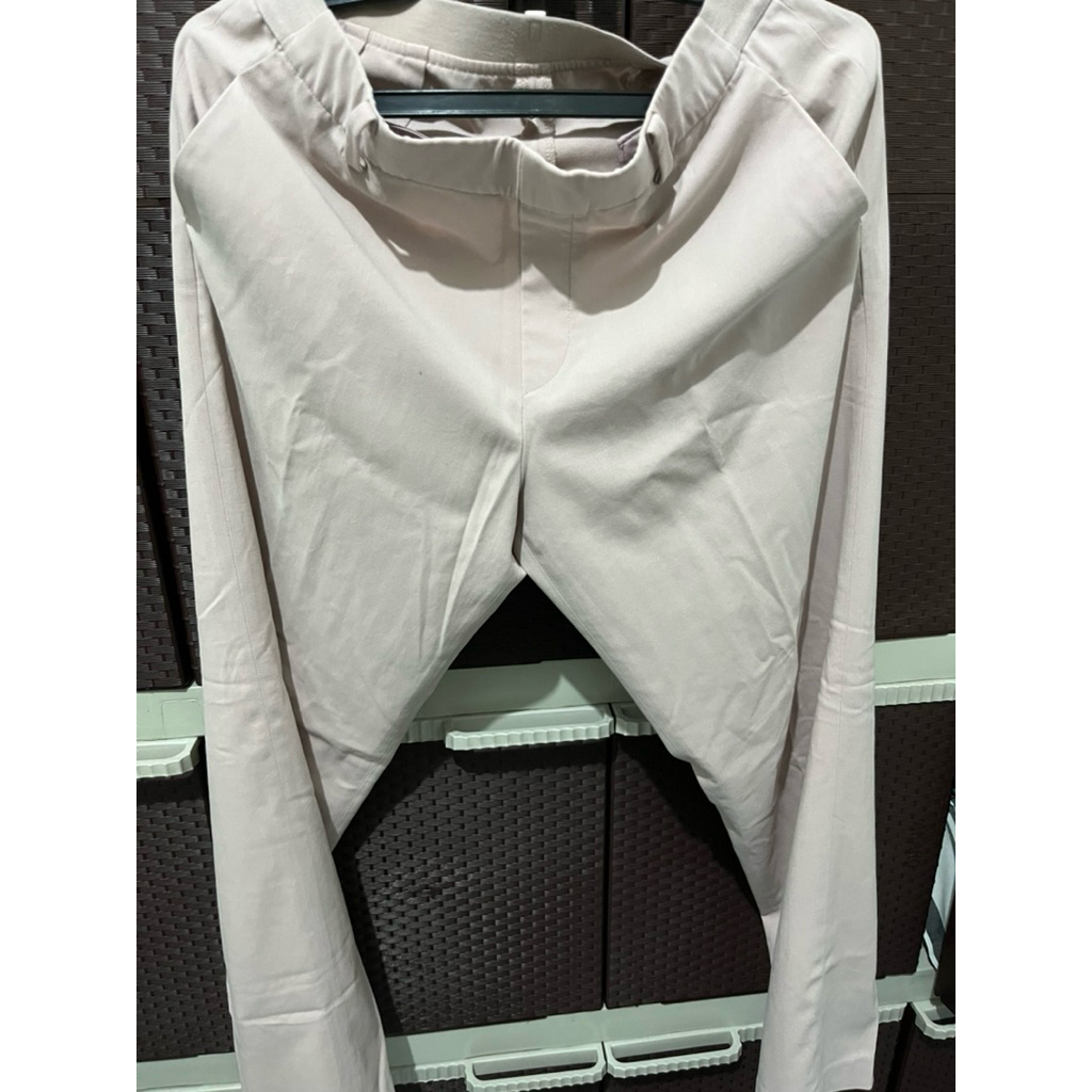 Celana Smart Ankle Uniqlo Preloved