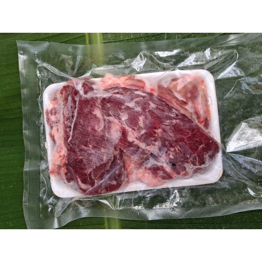 daging kambing bagian paha depan & Paha belakang
