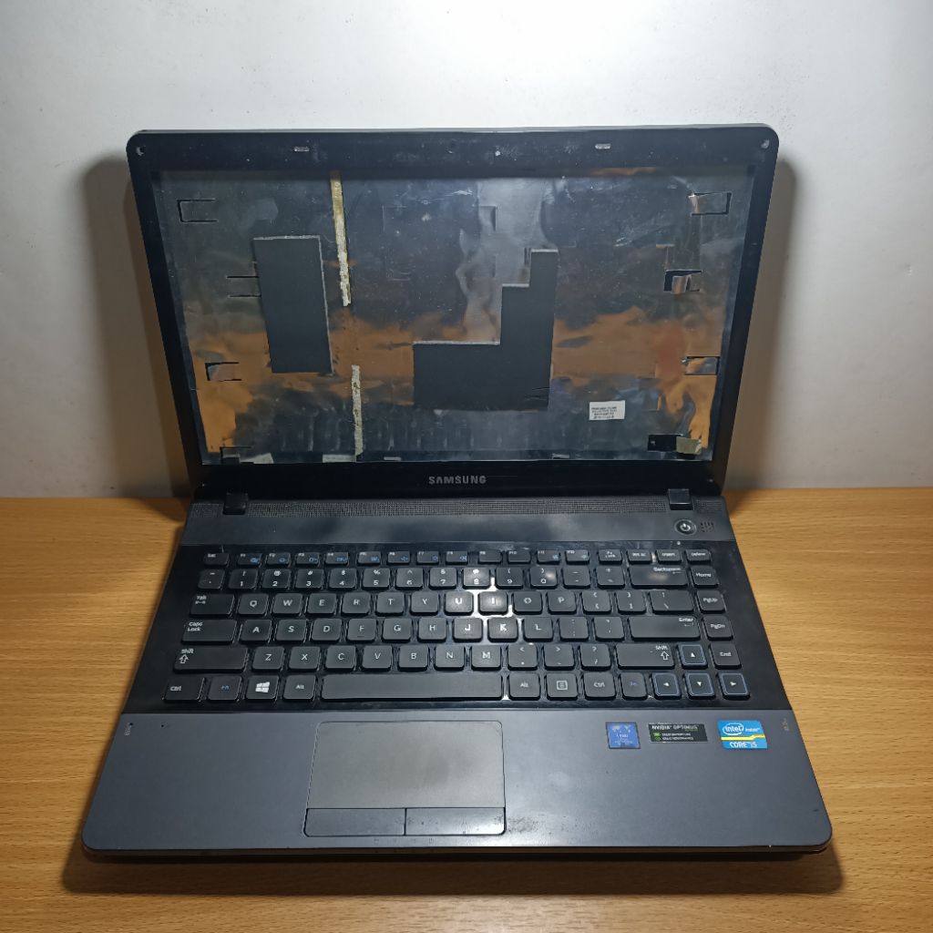 Casing Case Kesing Laptop Samsung NP300E4Z NP300E NP300E4X