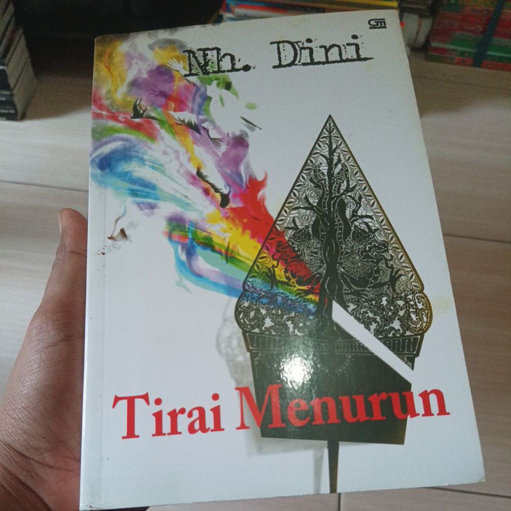 nh dini buku sastra