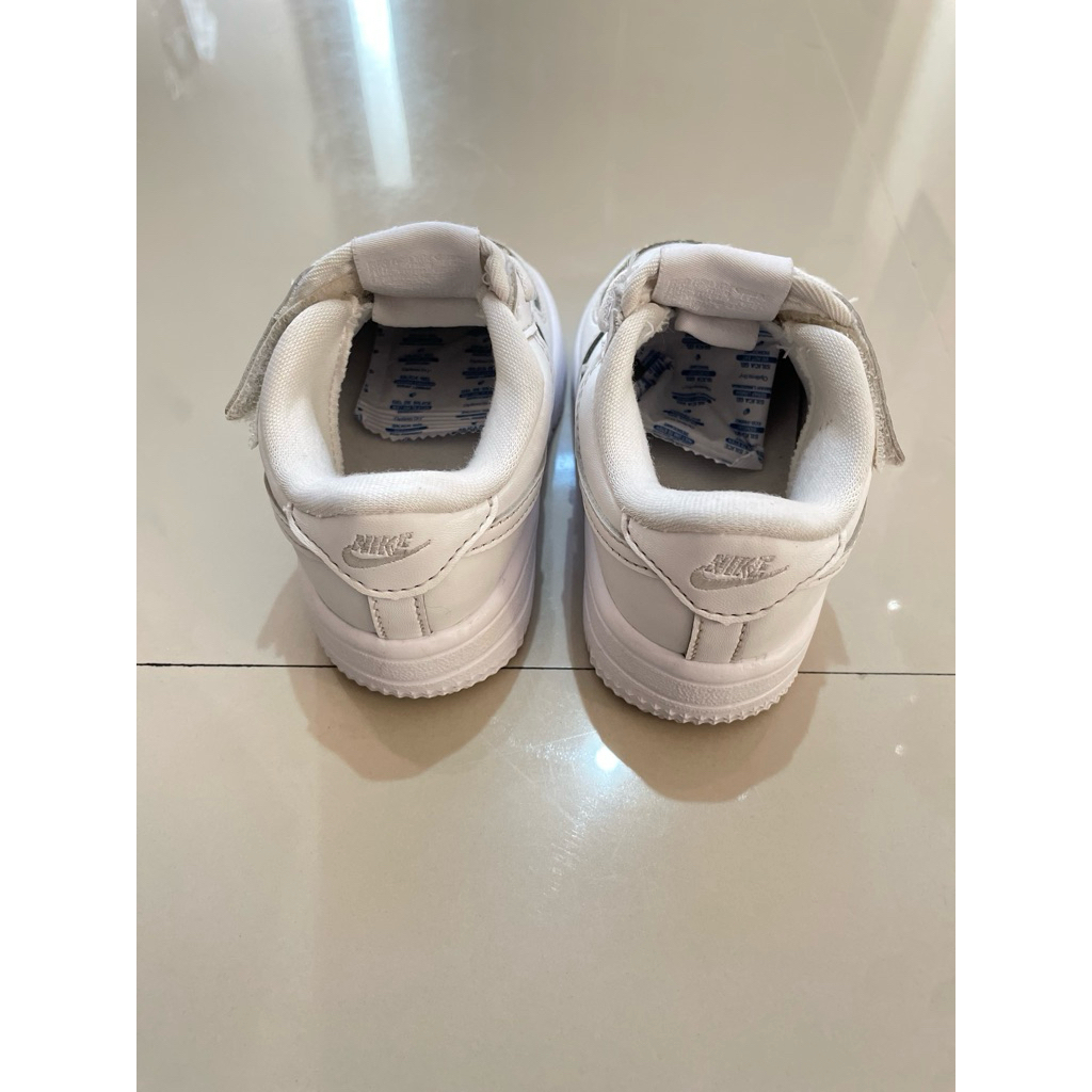 sepatu anak bayi NIKE original preloved