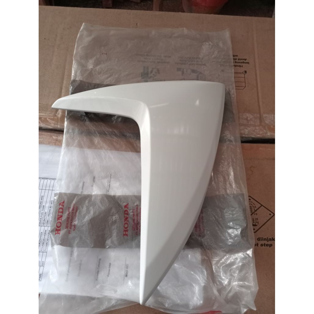 Cover Sayap Kanan Vario110fi 64501-K46-N00PFW