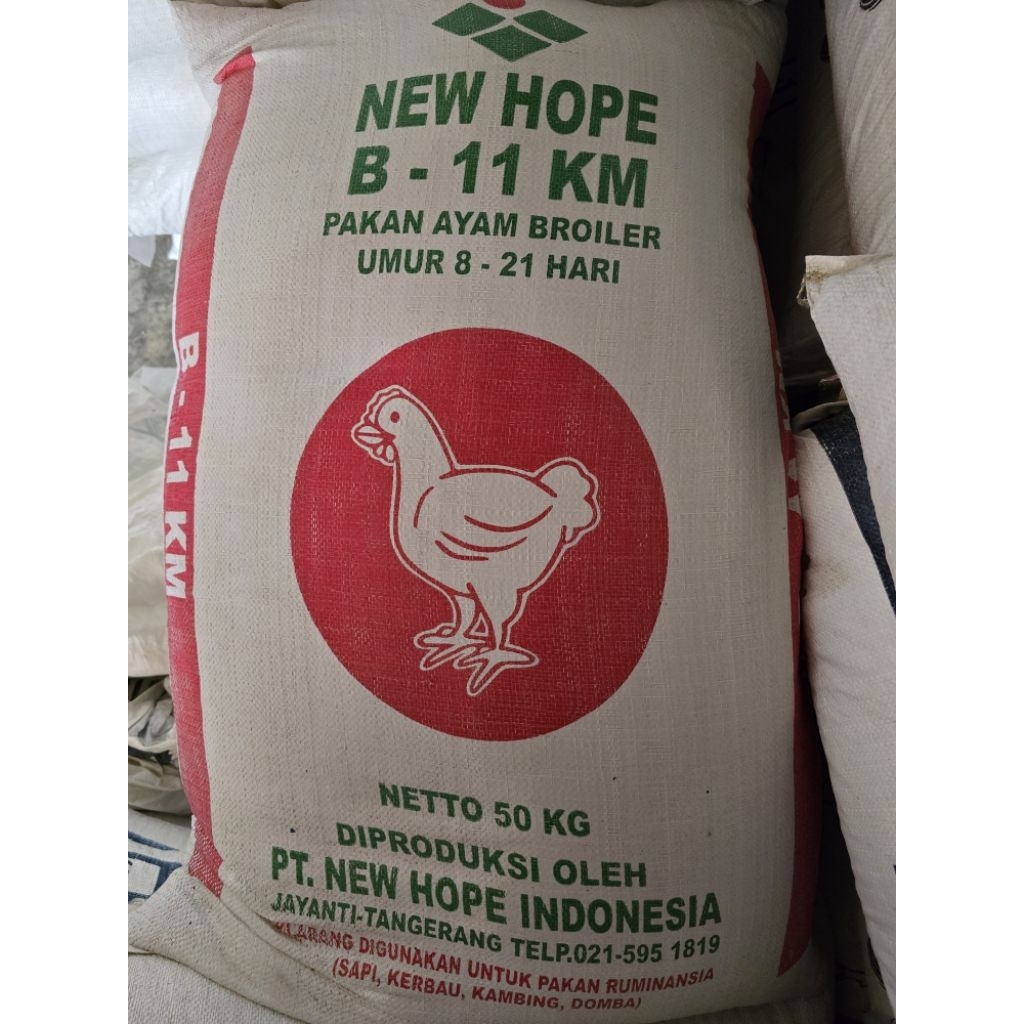 Pakan Ayam Ras Pedaging Umur 8-21 Hari B 11 KM NEW HOPE INDONESIA