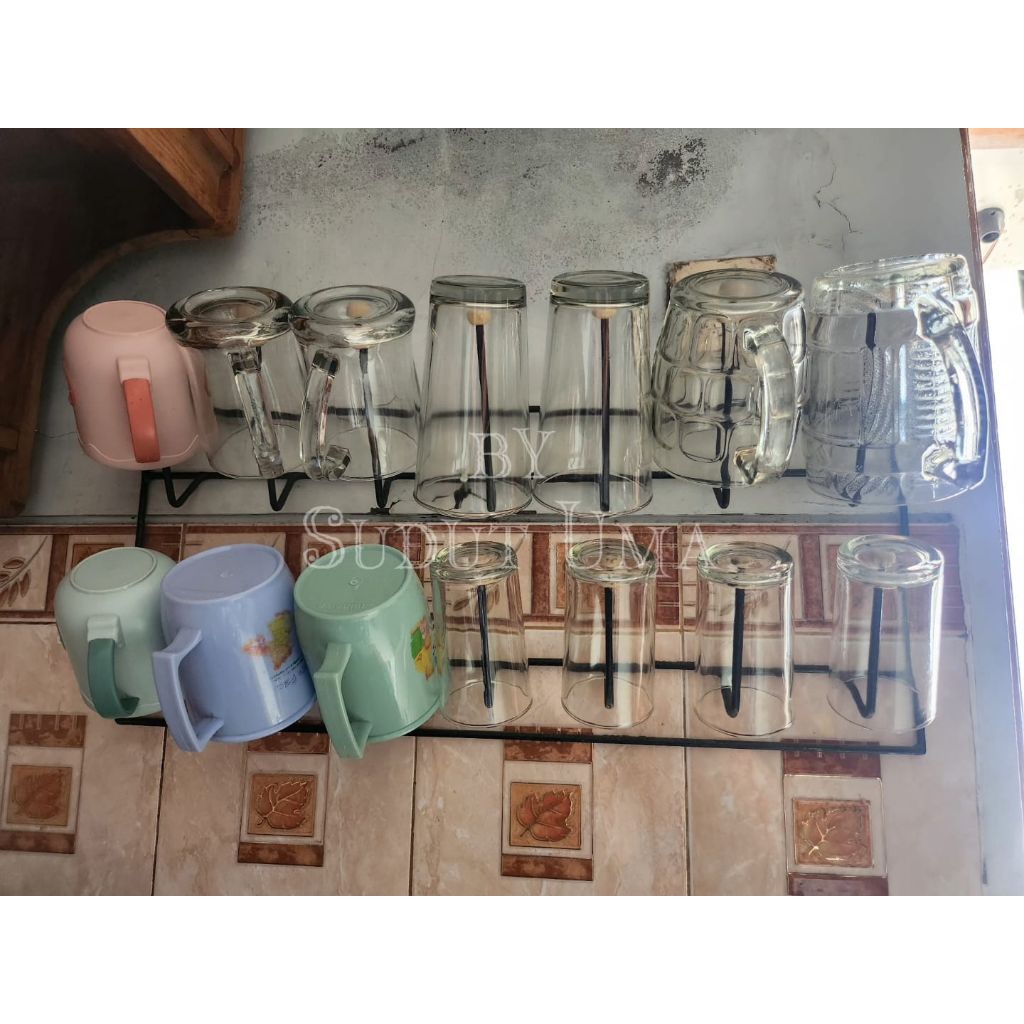 Rak Gelas Dinding Besi Hitam 14 slot