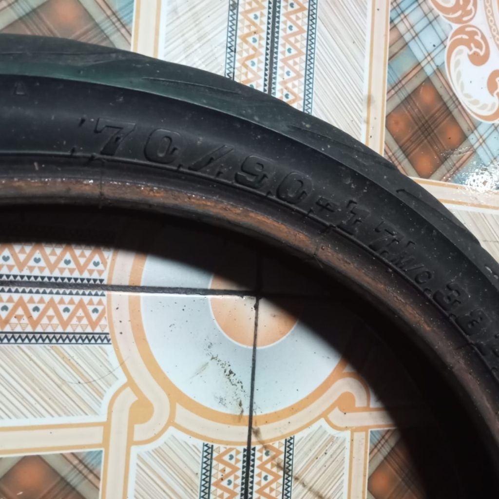 ban luar sepeda motor ring 17 tubtep ukuran 70/90