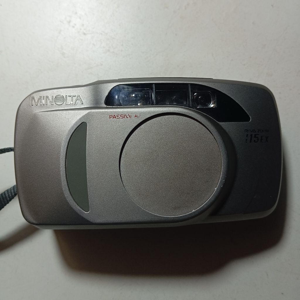Kamera Analog Minolta Riva Zoom 115 EX (Flash Off)