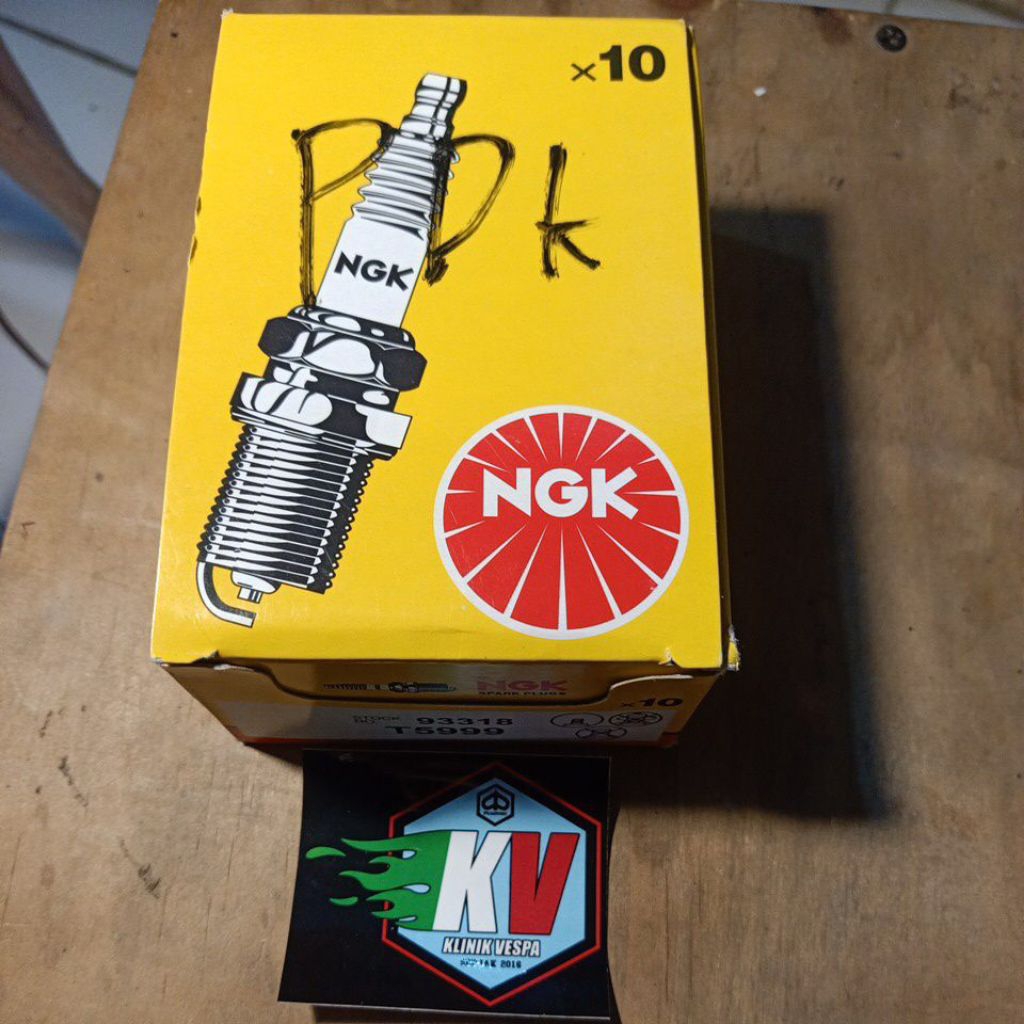 Busi VESPA 2 tak NGK pendek