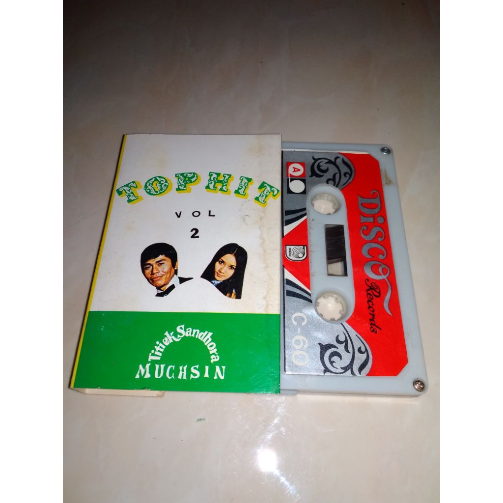 KASET TITIEK SANDHORA & MUCHSIN
