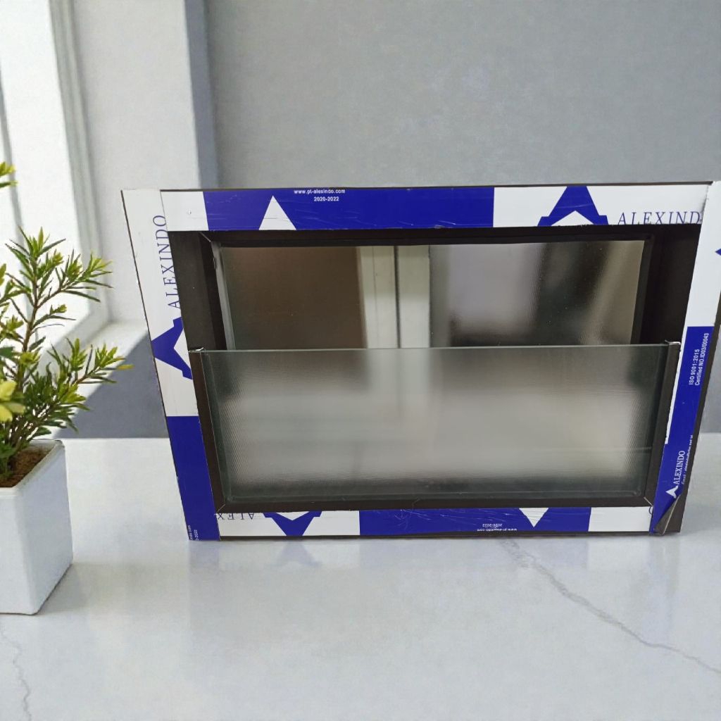 Jendela Boven Untuk Kamar Mandi