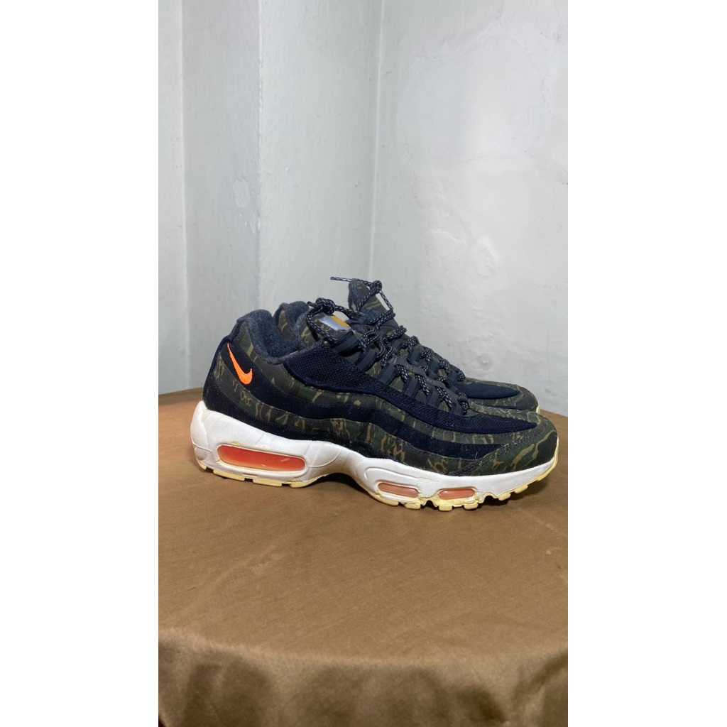 Airmax 95 x Carhartt