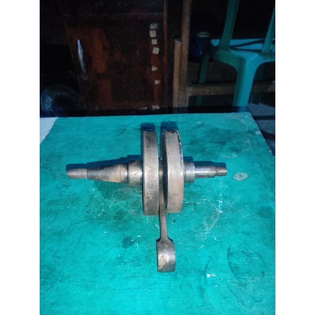 kruk as vespa as besar