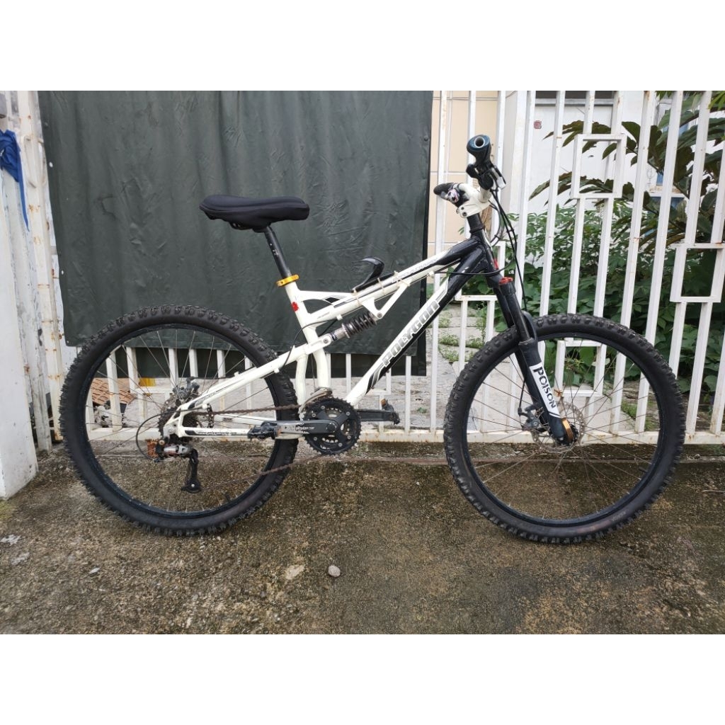 sepeda polygon broadway 3.0