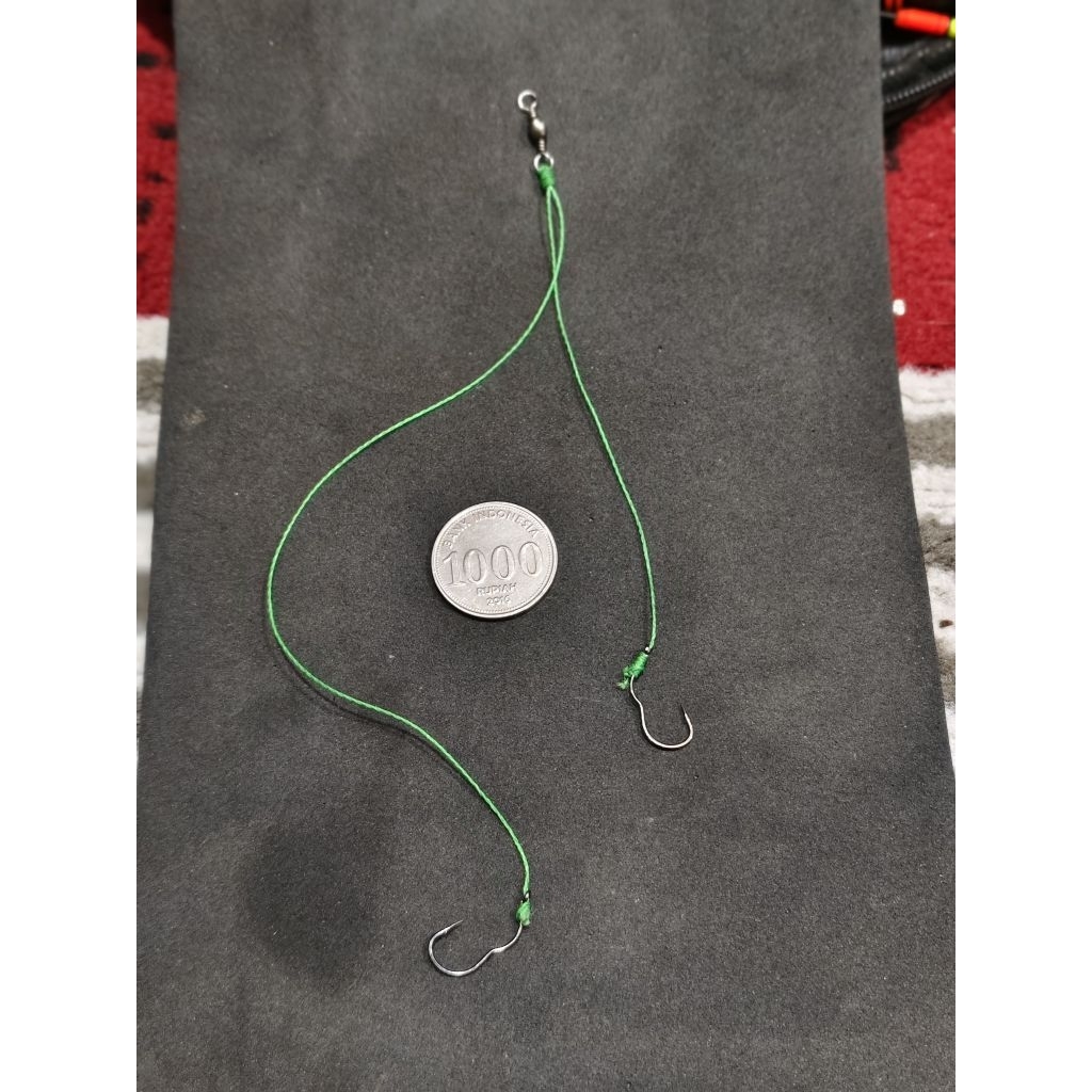 Rangkaian pancing flip hook 2 mata kail nila umpan lumut
