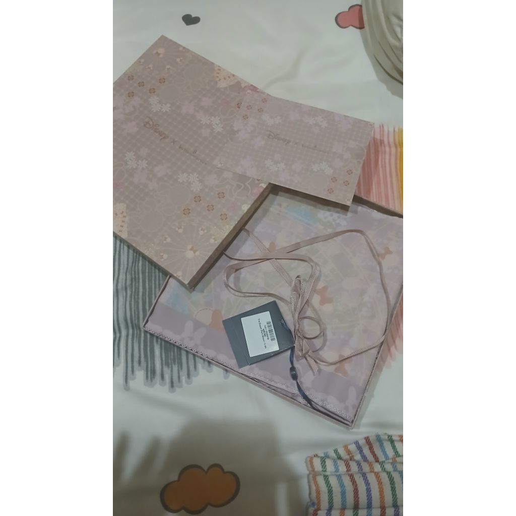 New Buttonscarves Shawl The Dream Park Viola