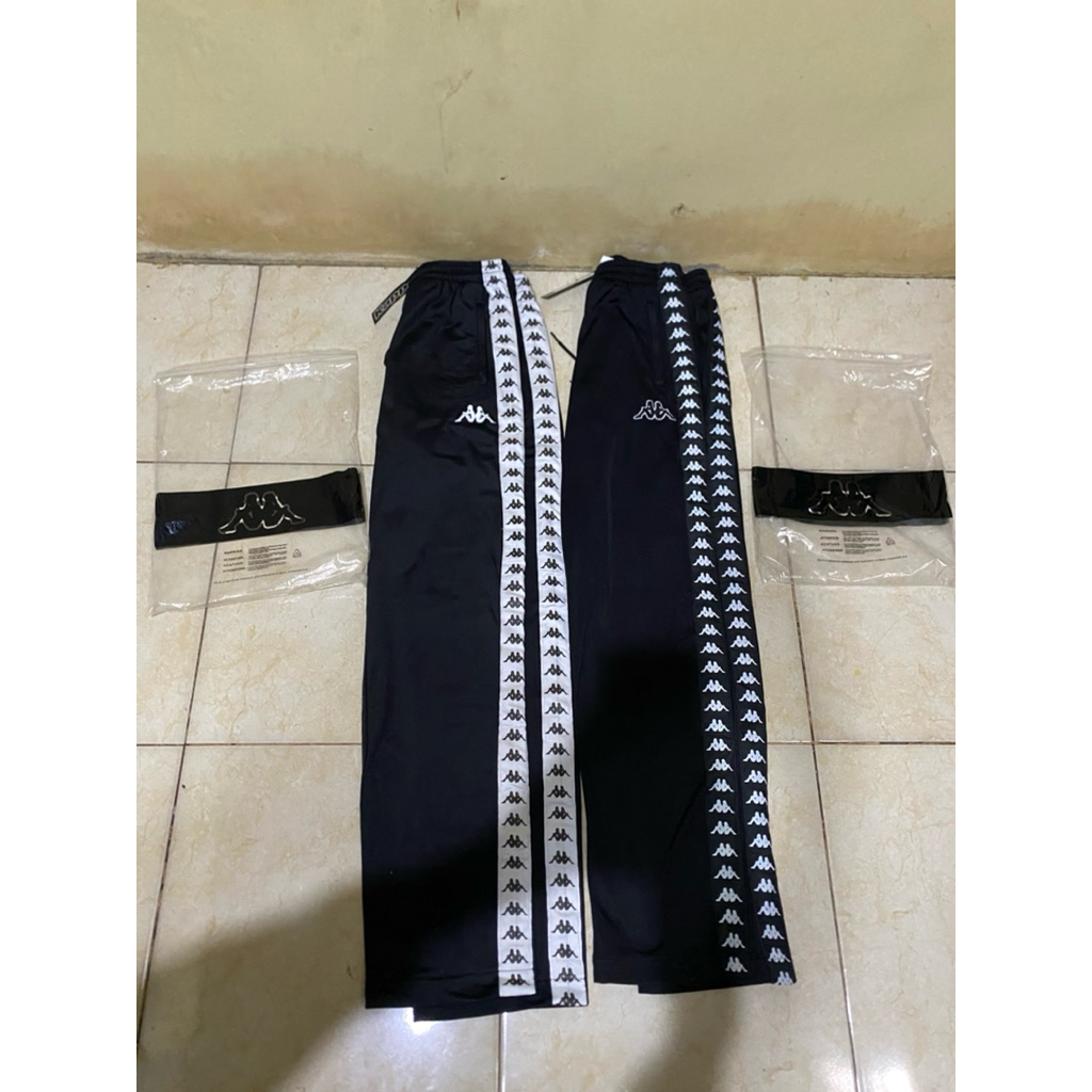 Celana panjang Kappa Tapped BNWT