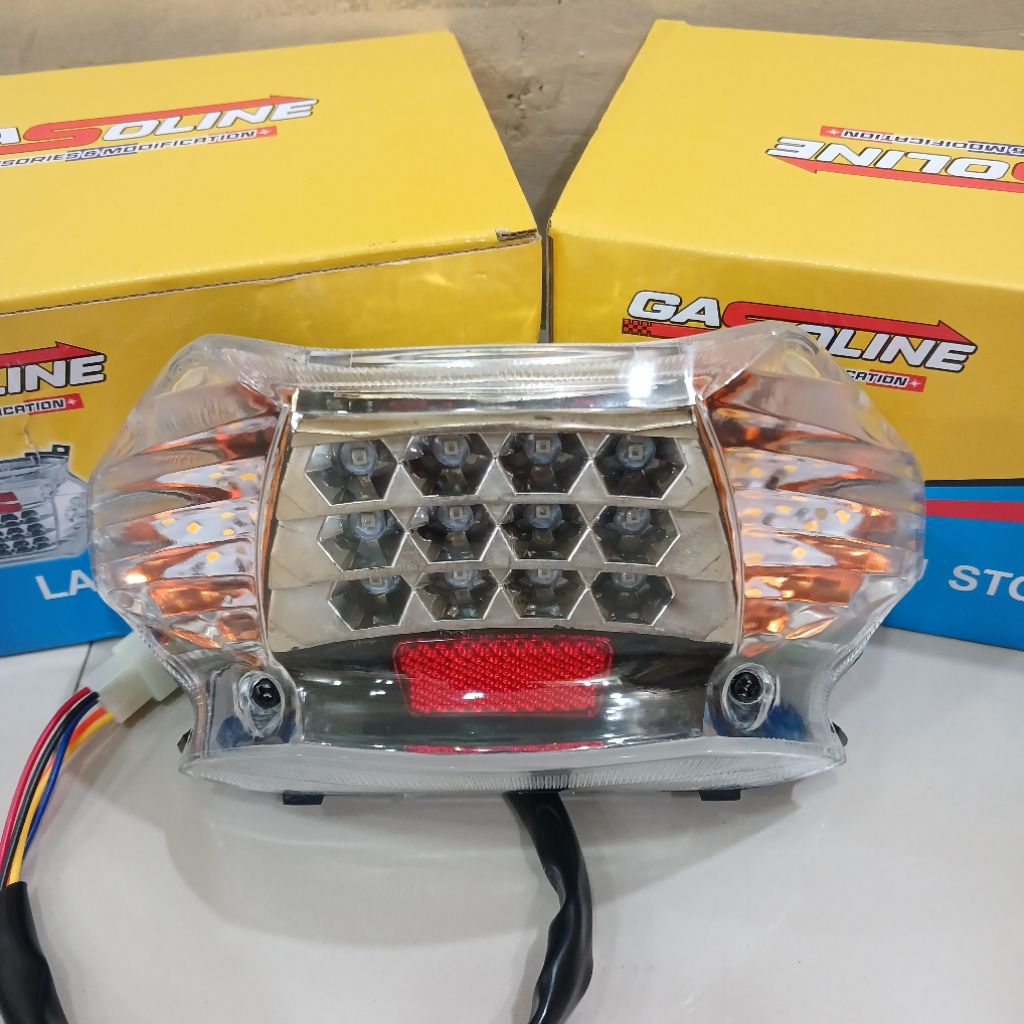 stoplamp/lampu belakang/reflektor belakang LED  mio sporty, smile tawon/lebah custom smoke orange