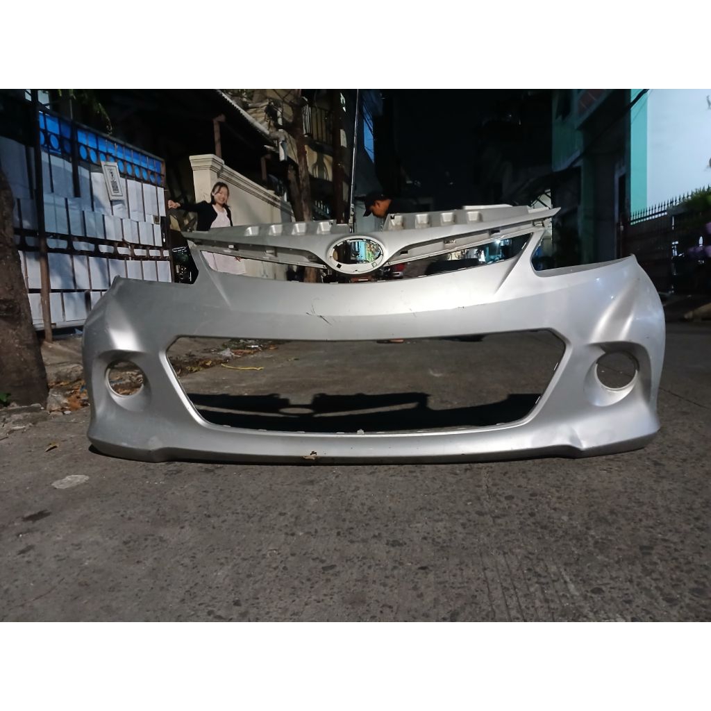 bumper avanza veloz 2013 2015 original secon
