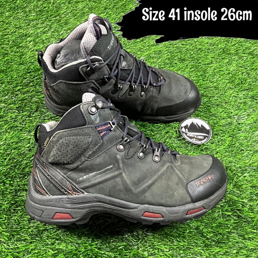 Sepatu Outdoor Gunung Hiking Treksta Size 41