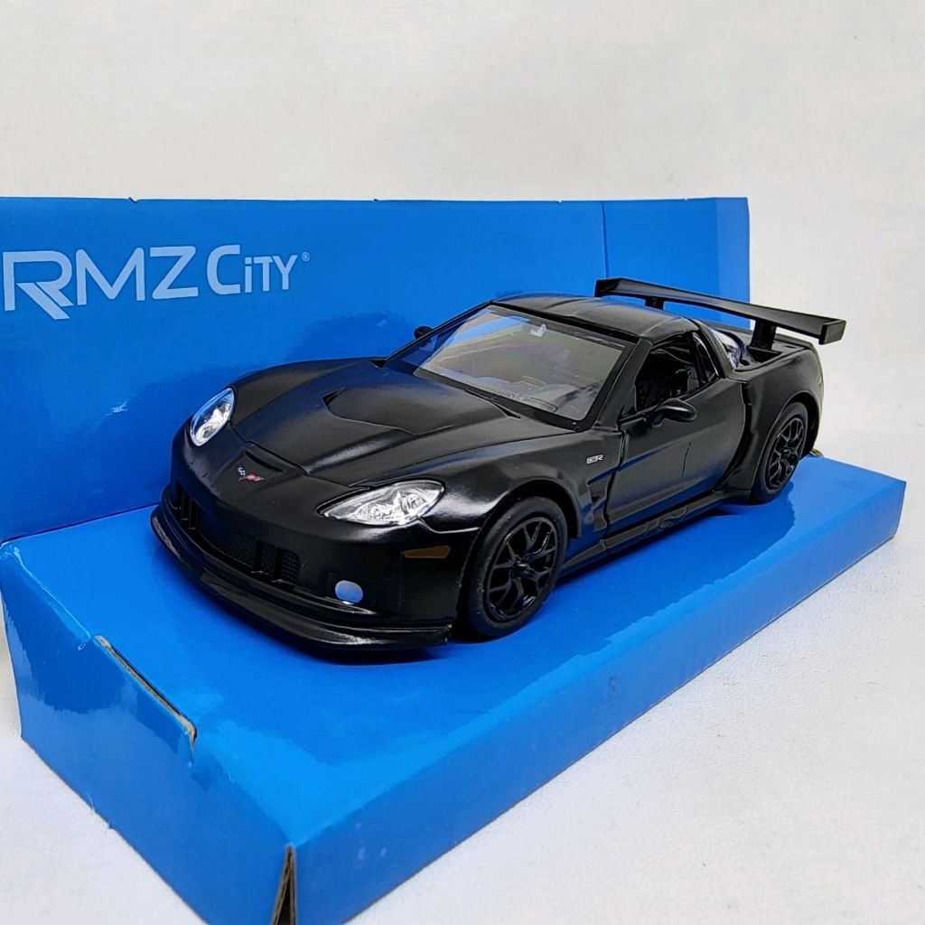 Diecast Chevrolet Corvette C6-R 2010 RMZ City 1:32