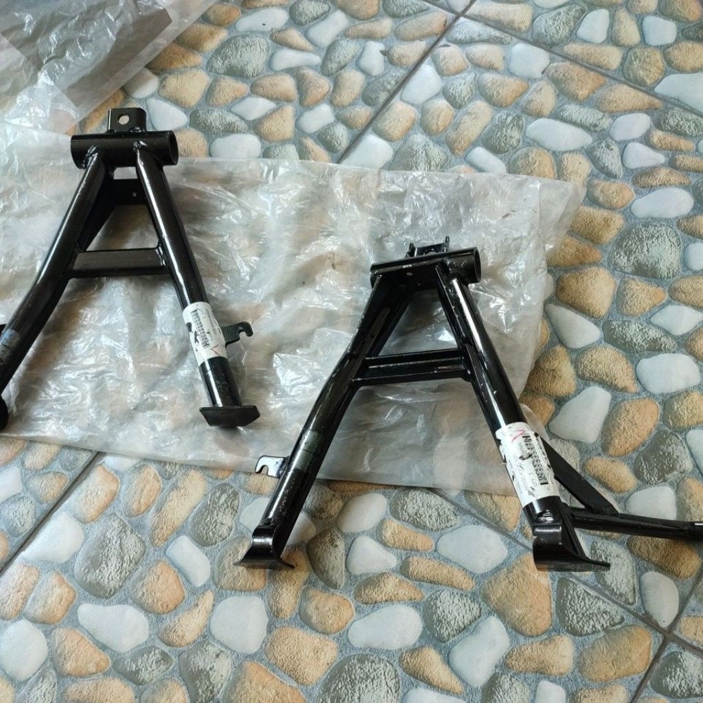 STANDAR TENGAH JAGANG TENGAH REVO ABSOLUTE 110 REVO DX HONDA BLADE OLD 50500-KWB-920 ORIGINAL AHM