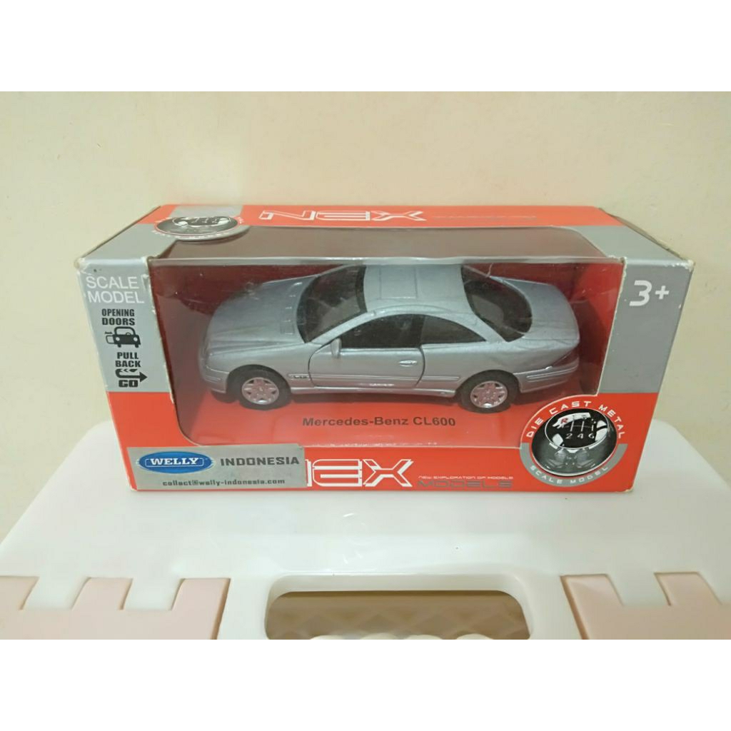 Diecast 1:32 Mercedes Benz CL600