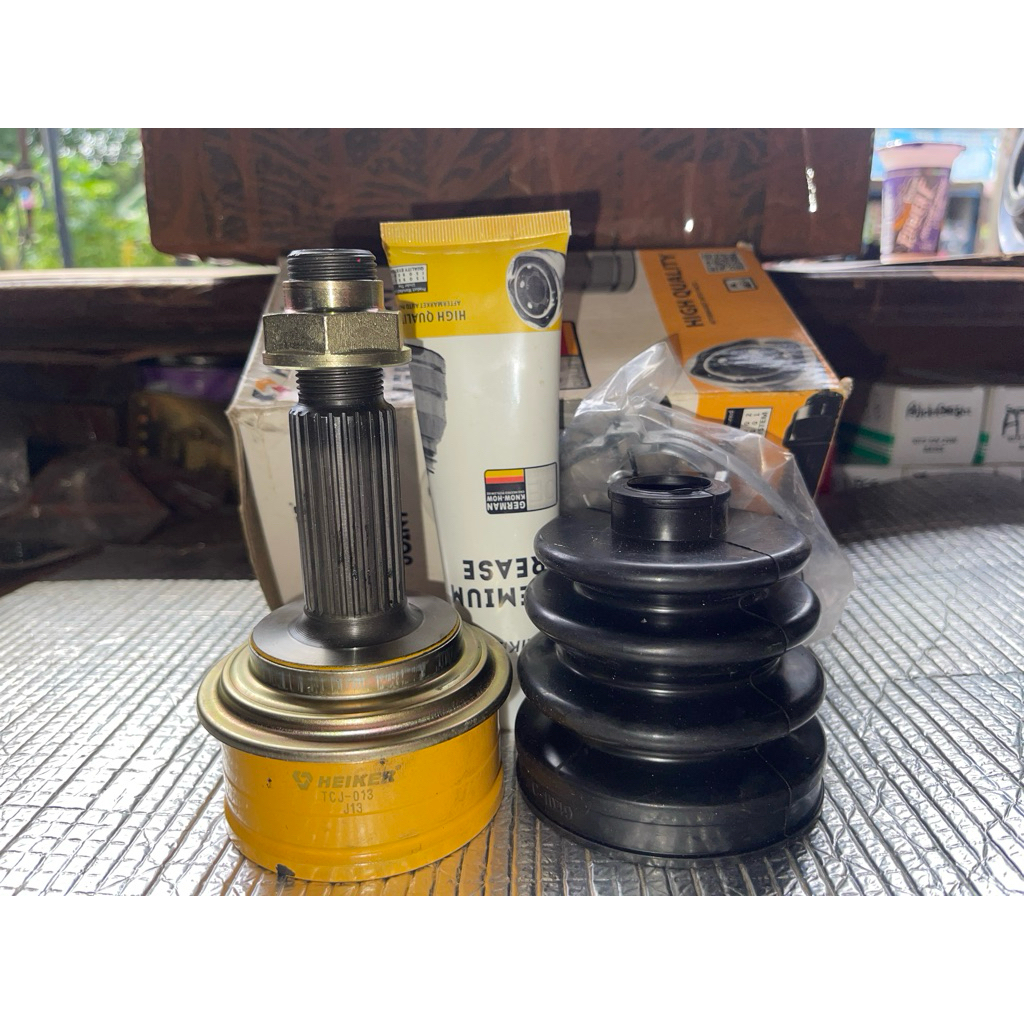 CV joint Yaris 07-13 (Out) TCJ -013