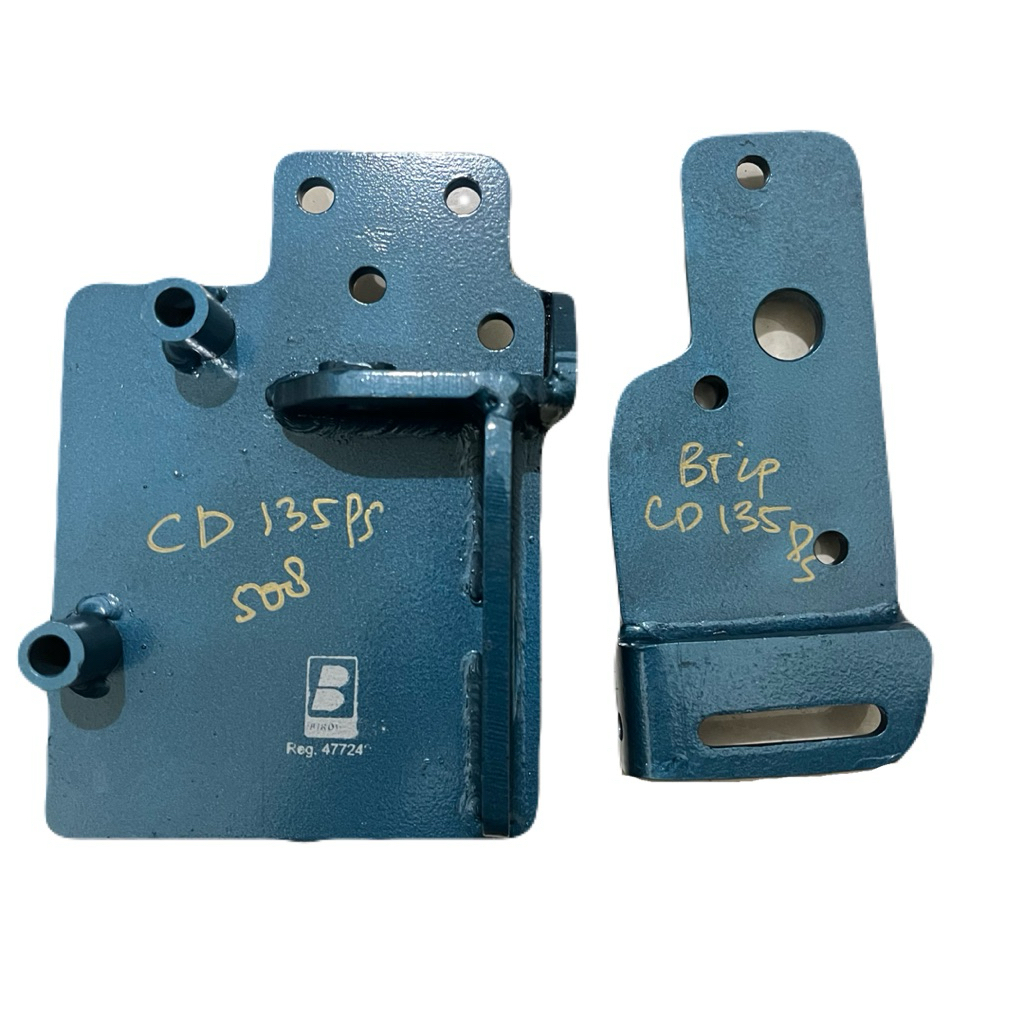 Bracket Breket Compressor Kompresor AC Mobil Mitsubishi Colt D Canter 110 / 125 PS HD type Kompresor