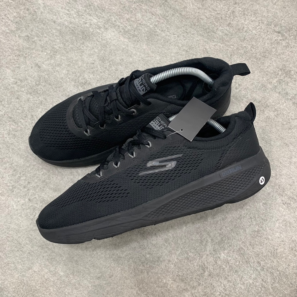 Skechers Go Run Elevate