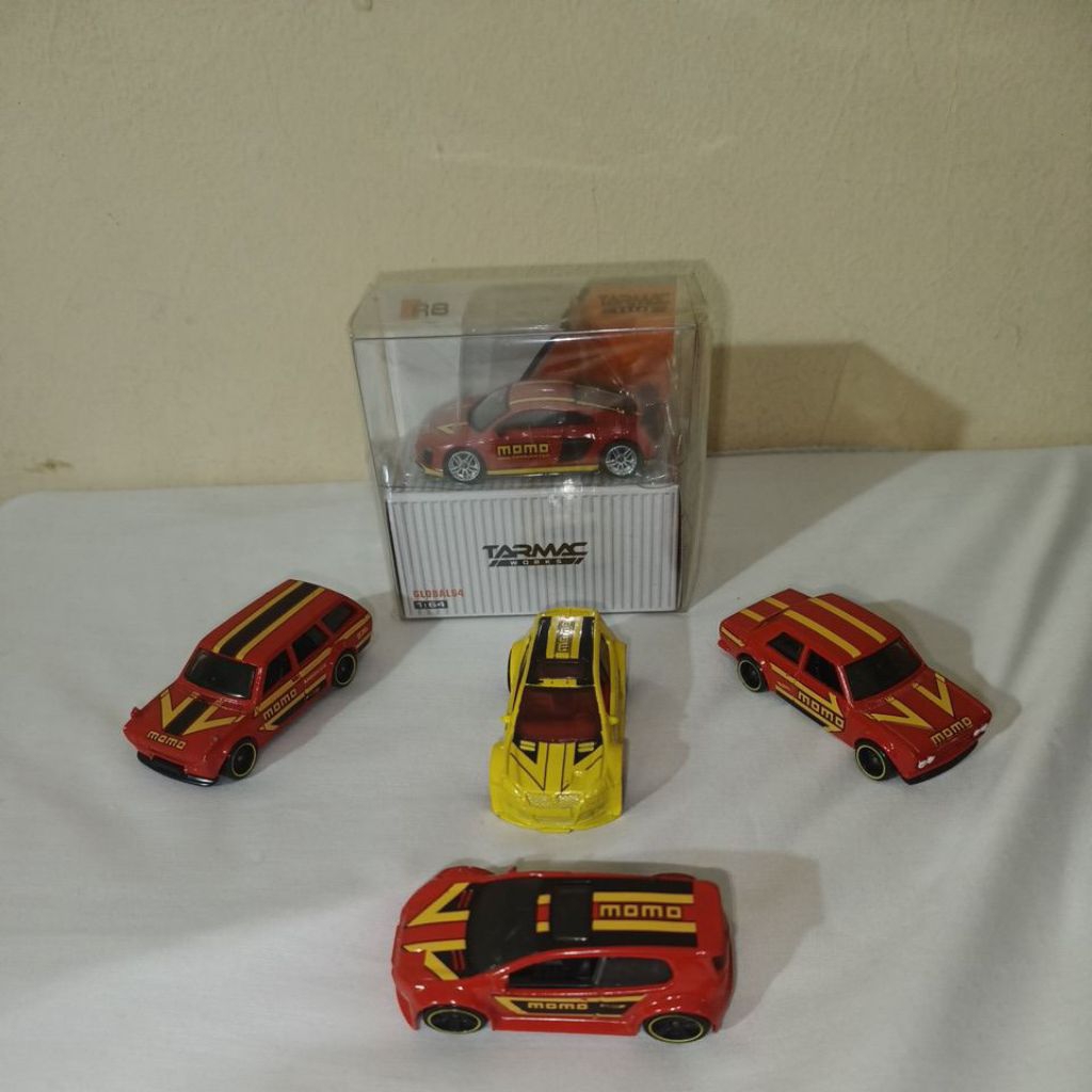 TARMAC audi R8 + Loose MOMO