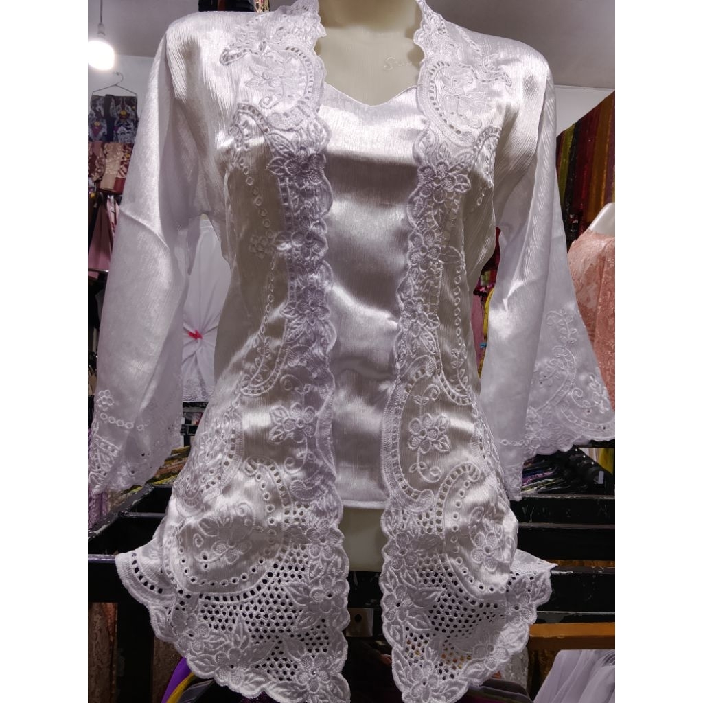 kebaya jadi model baru/ kebaya jadi  dewasa sutra silk kebaya bali
