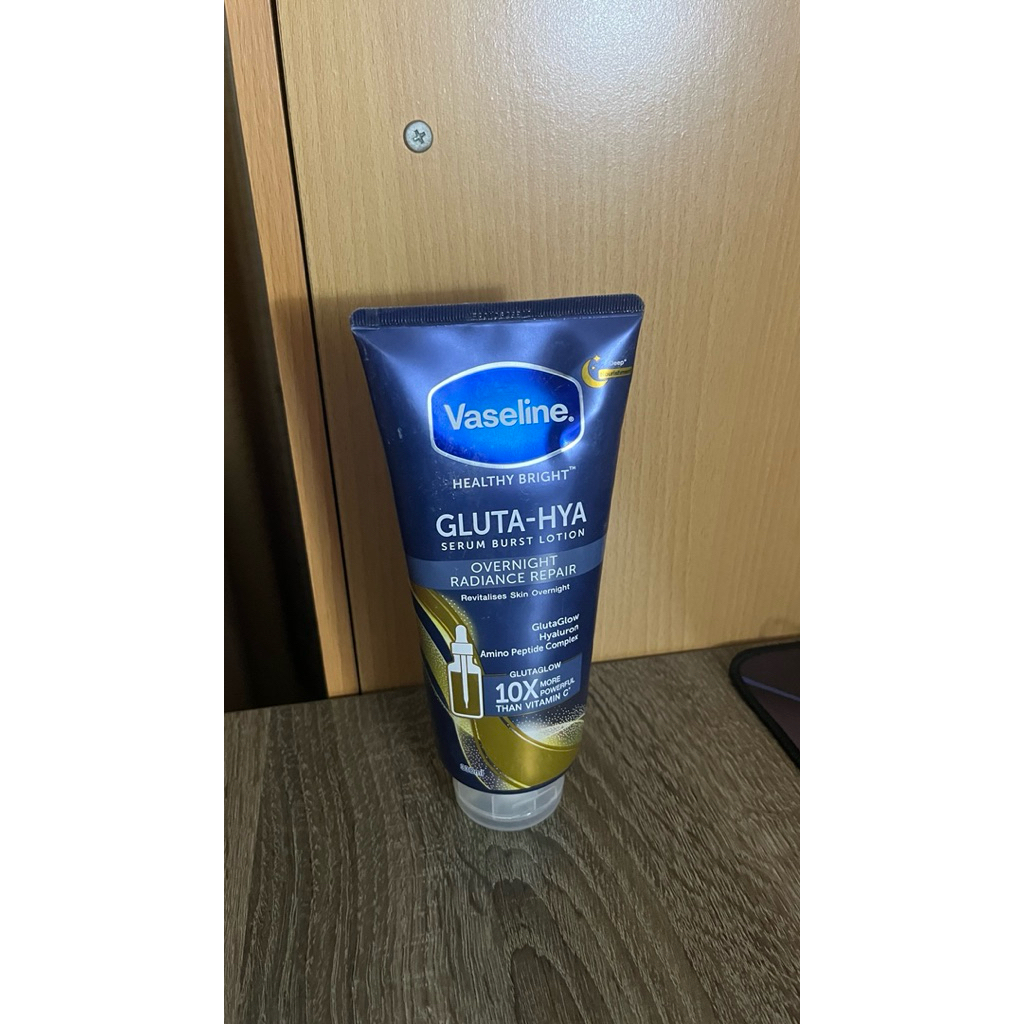 Preloved - Vaseline Gluta Hya Night Lotion