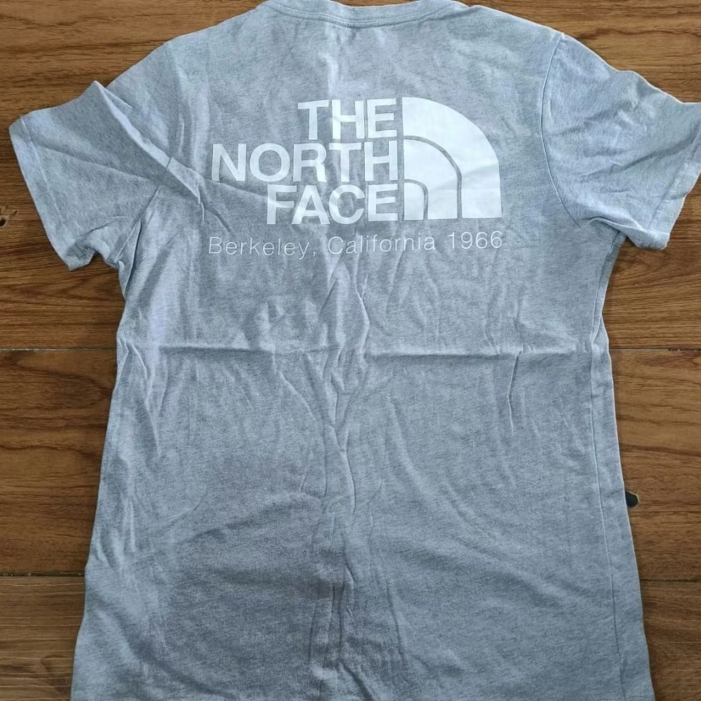 Preloved Kaos The North Face Original Size M asia