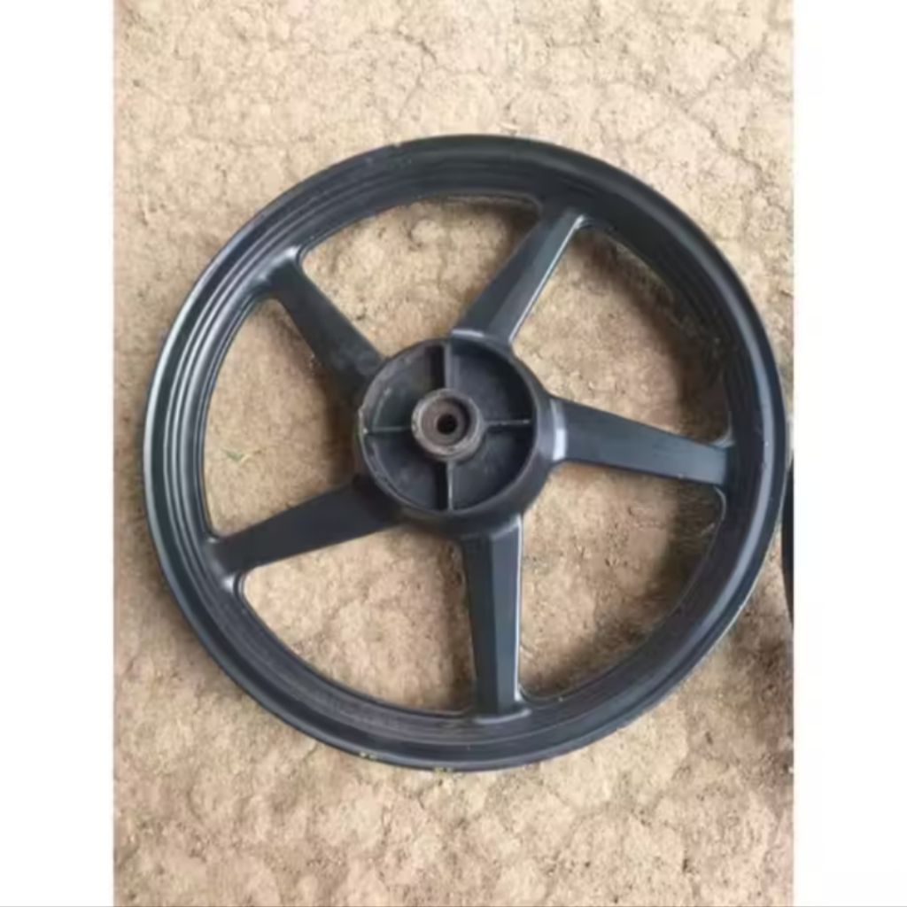 Pelek velg roda belakang motor yamaha Vixion old ORIGINAL copotan