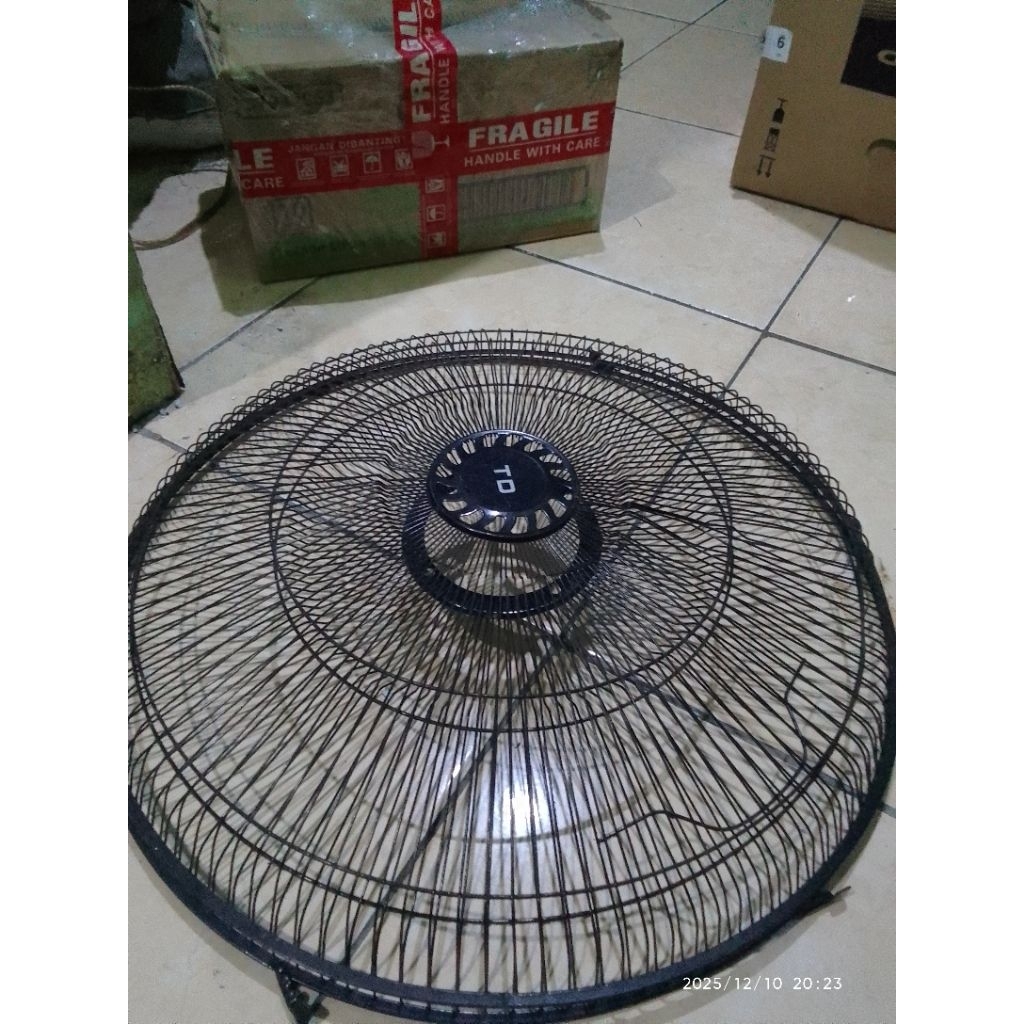 JARING KIPAS ANGIN UKURAN 18" IN MERK TD