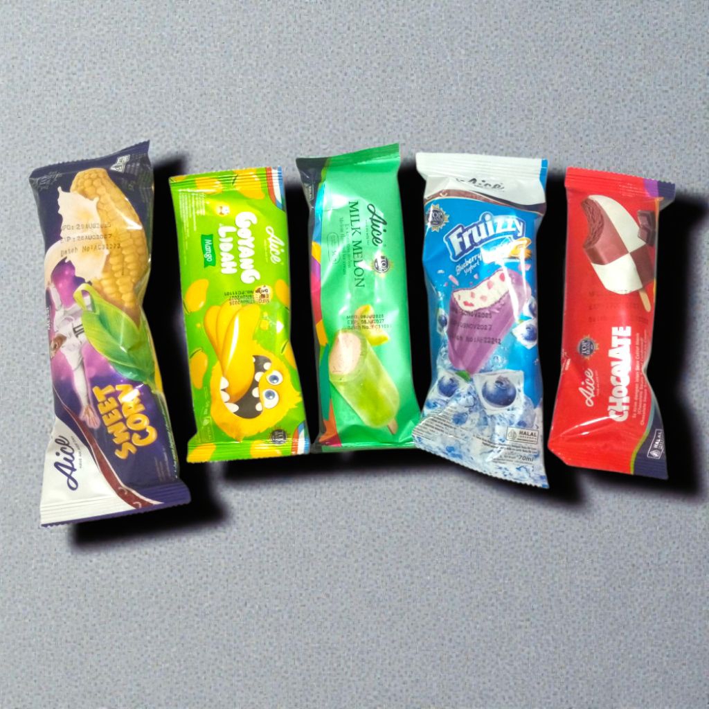 Es Krim Aice Jagung Fruizzy Bluberry Yogurt Two Colors Melon Goyang Lidah