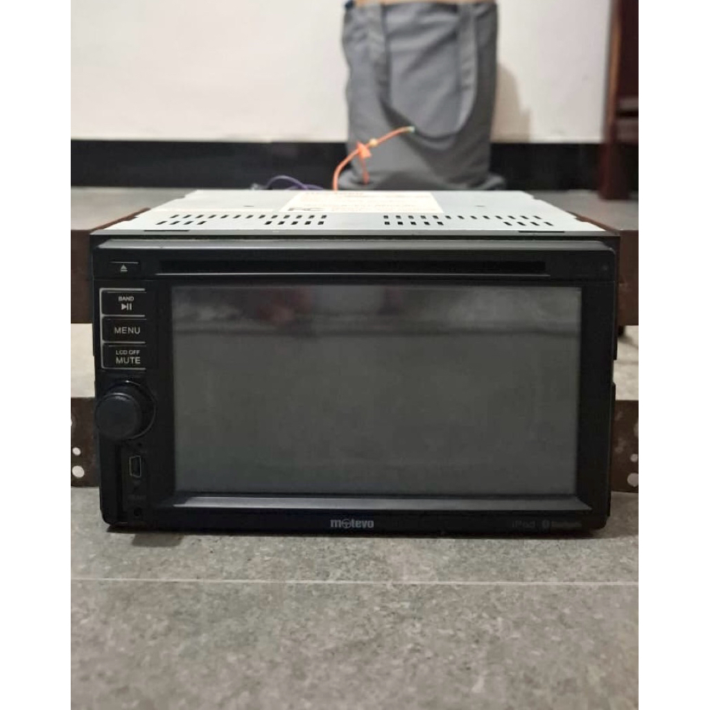 Head Unit Honda Stream Motevo GTV-X2HD bekas copotan