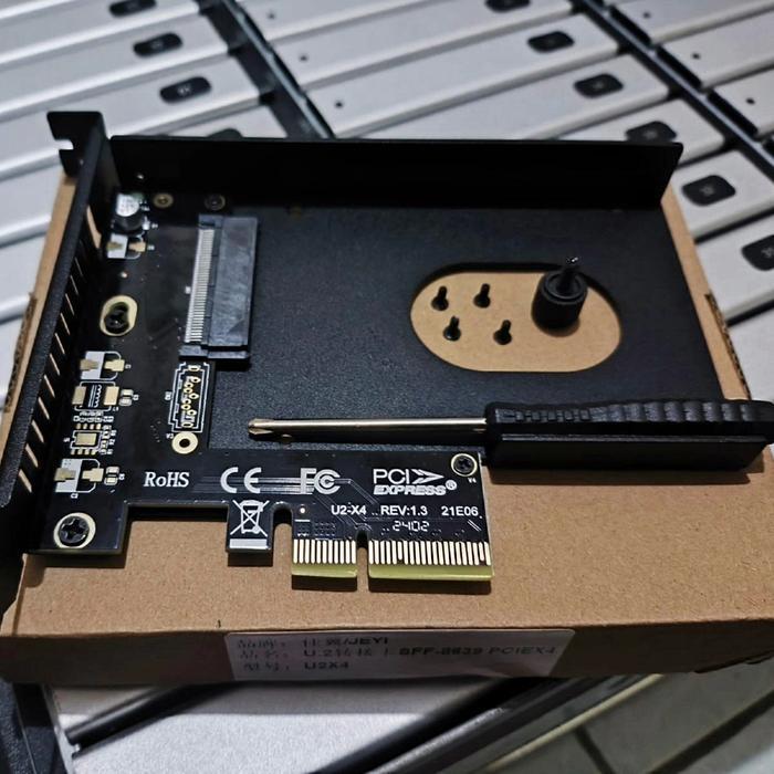 Adapter U.2 NVME to PCIe x4 Card Converter U2 ( BERGARANSI )