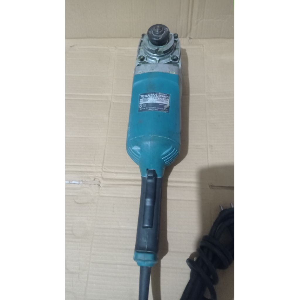 Gerinda MAKITA M9000 7 inch Second Origional