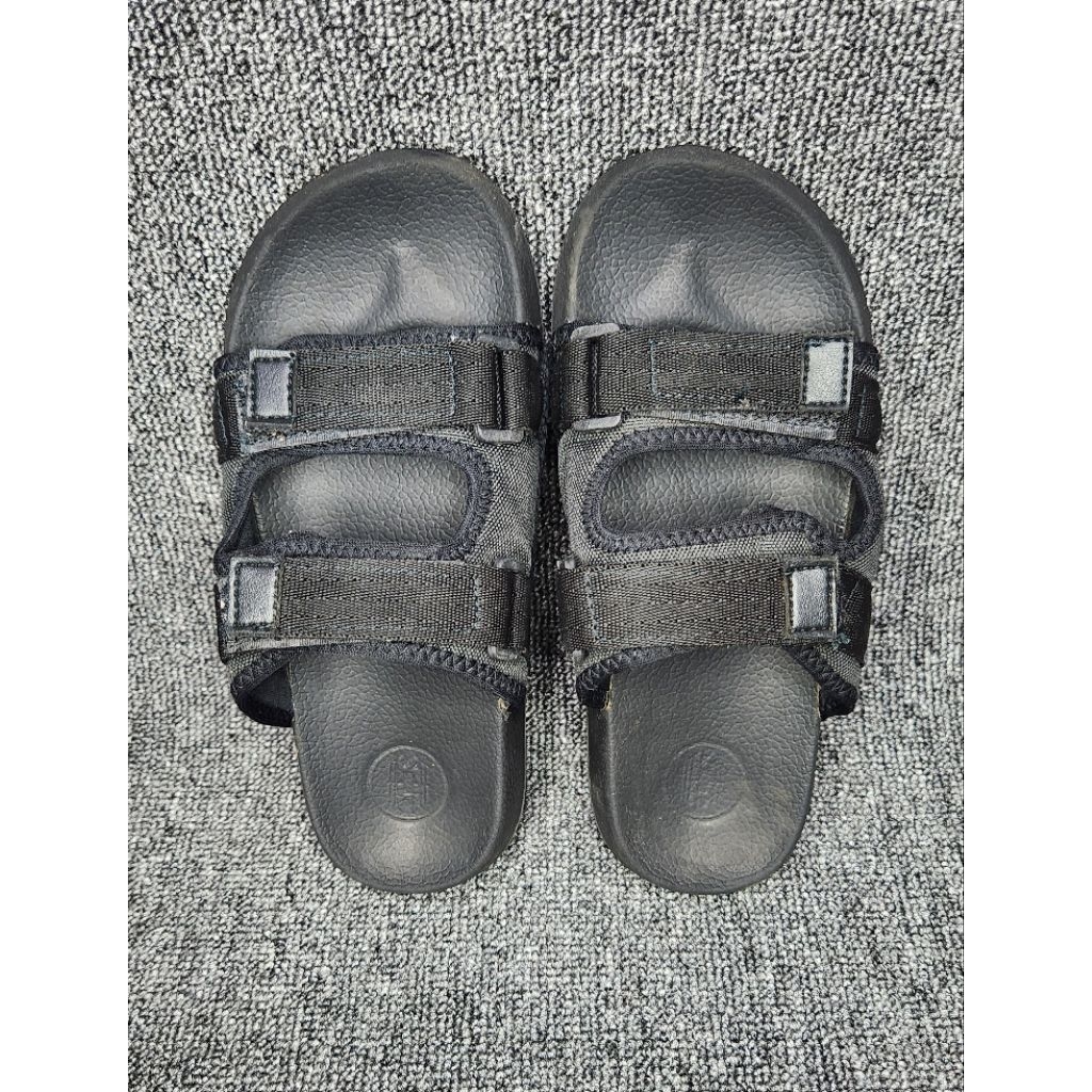 Preloved Sandal Gunung Anak