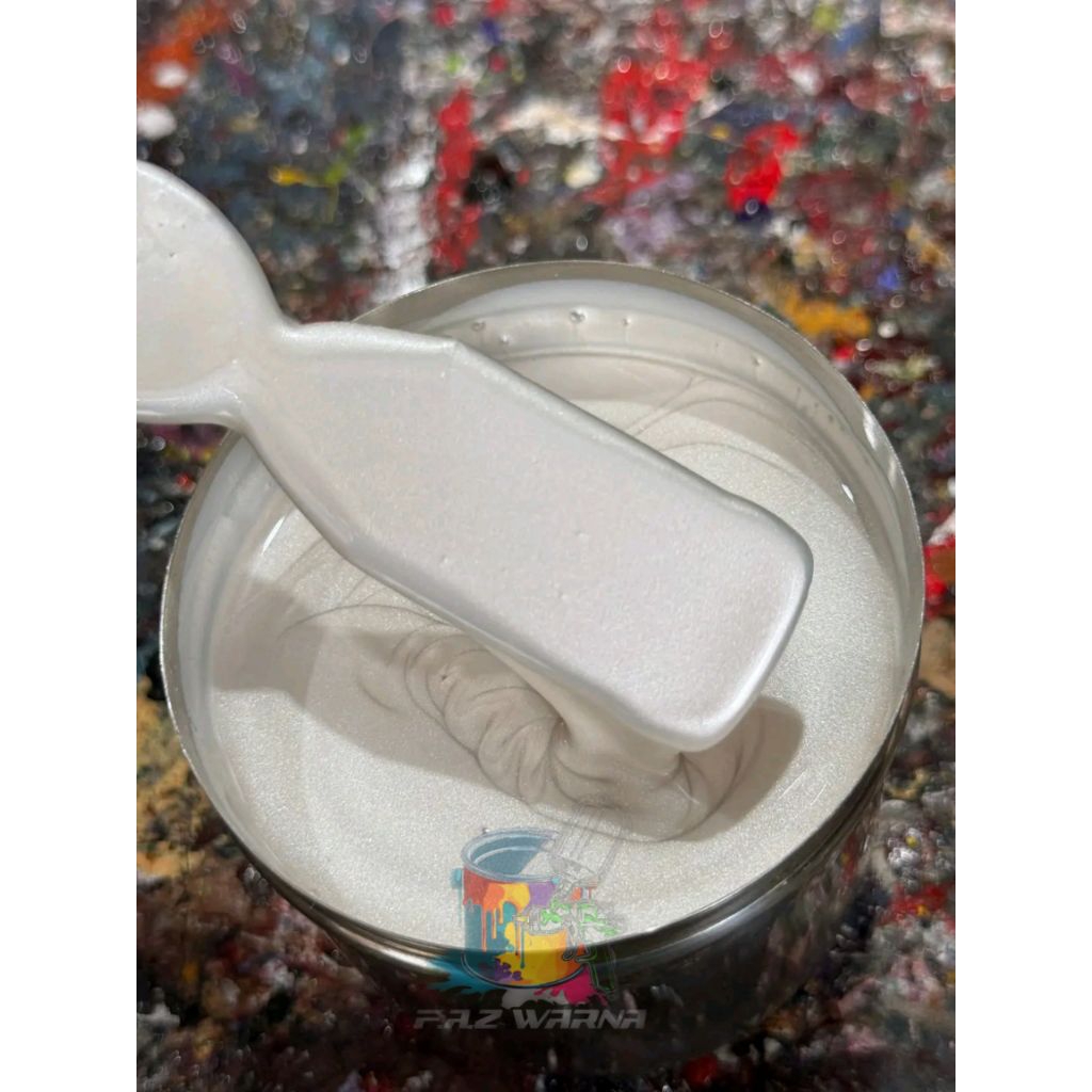 XYRALIC WHITE JENIS PU