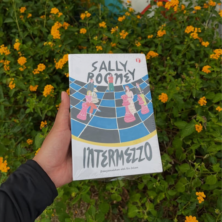 Intermezzo - Sally Rooney